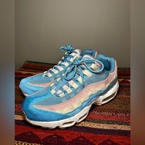 Nike Air Max 95 Ponyhair Fur Pink Blur White Rainbow Sz 8.5